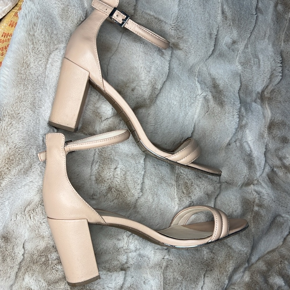 🕶️Kenneth Cole Reaction Lolita nude ankle strap block leather heels 11 42 - Picture 4 of 8